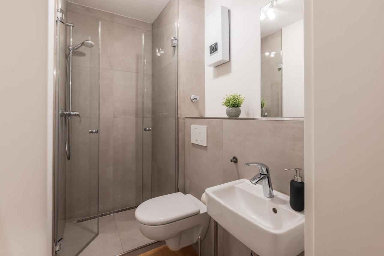 Glueck Auf Appartements Hufelandstrasse Essen Exterior foto